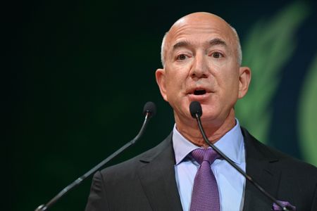 Jeff Bezos expected to sell more Amazon shares worth $1 billion – CNBC