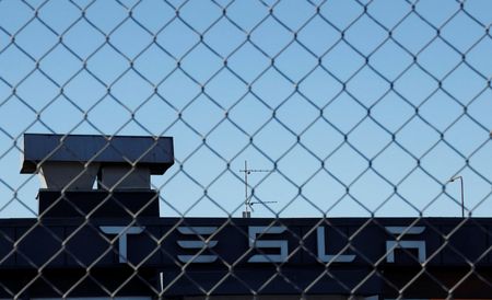 Nordic investors urge Tesla to back down in Swedish labour dispute