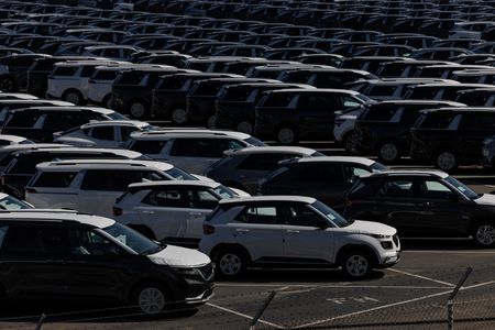 EPA sends vehicle emissions reduction plan to White House for review