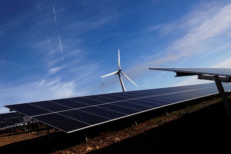 Growth in low-emissions power expected to cover demand – IEA