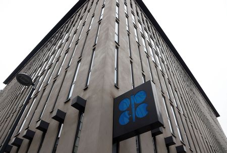 OPEC oil output rises by 90,000 bpd in February, survey finds
