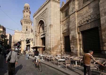 Egyptians greeted by hefty price rises in new year